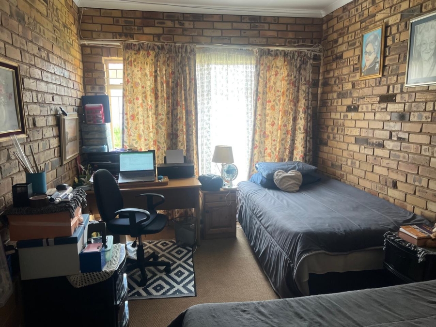 3 Bedroom Property for Sale in Adamayview North West